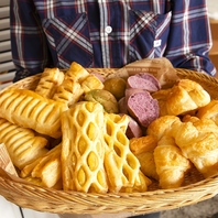 【食べ放題】店内焼きたてパン食べ放題が人気！