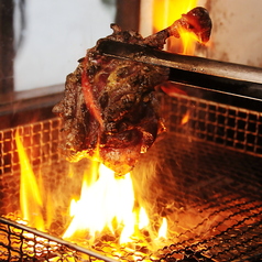 【名物】骨付き地鶏焼きBLACKひね鶏(香川宮崎MIX)