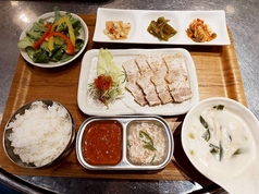 本場韓国ランチ
