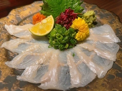 対馬産！活〆伝助穴子のてっさ風