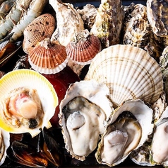 個室×無限蒸し牡蠣と肉寿司「ウミイロサカバ名駅」3時間飲み放題や食べ放題 名古屋の写真2