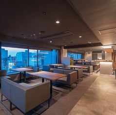 ゆっくりくつろげるソファー席が魅力♪女子会やデート等様々なシチュエーションでご利用いただけるオススメのお席です。