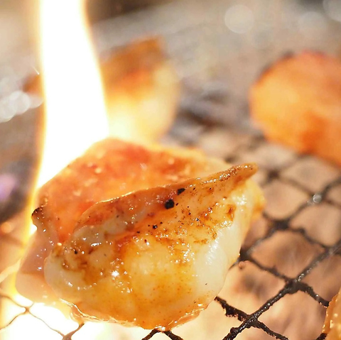 大山産がいな鶏をお客様ご自身で焼いていただく焼肉スタイルのお店♪