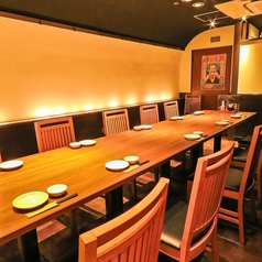 広々テーブル席【新宿でお食事処、飲み会を実施するお店をお探しなら北海道へ】