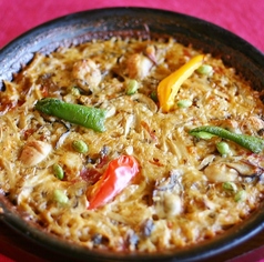 『広島県宮島産牡蠣ときのこのパエリア』