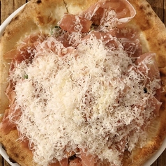 【ふわふわカットのプロシュット！】生ハムとルッコラのPizza」の写真