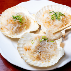 ホタテの春雨ニンニク蒸し/ホタテ貝の黒豆ソース入り蒸し