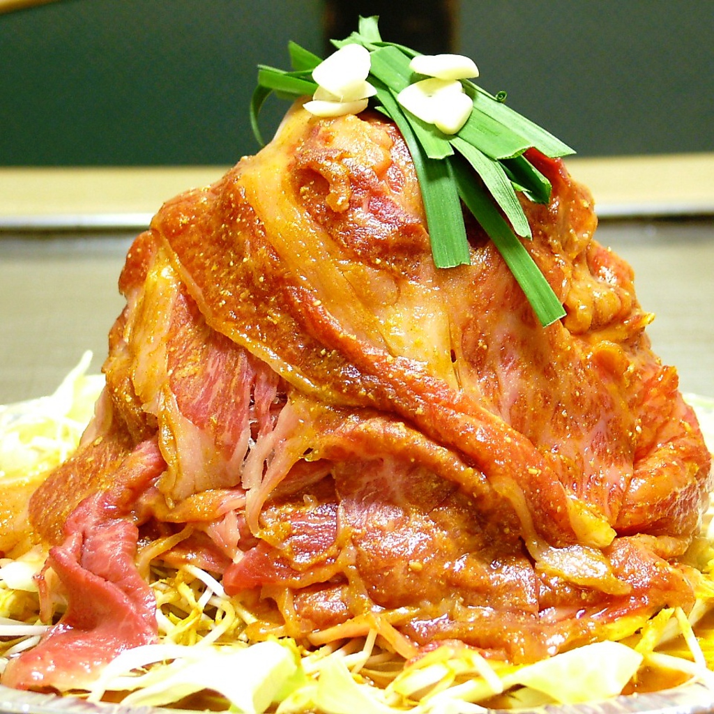 噂の鉄板鍋は国産牛肉を使用♪秘伝の甘辛ダレとの相性はバツグン!!お好み焼きと一緒の鉄板で☆