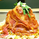 噂の鉄板鍋は国産牛肉を使用♪秘伝の甘辛ダレとの相性はバツグン!!お好み焼きと一緒の鉄板で☆