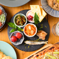 他では味わえない彩り鮮やかな創作料理