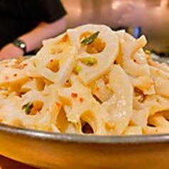 佐賀レンコンとナンコツの梅キンピラ