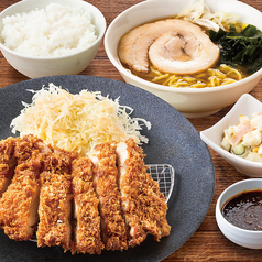 チキンカツ定食(特製ソース付き)+ミニらーめん