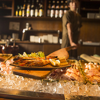 ライブ感満載！炉ばたカウンター席