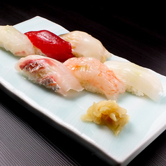 鮨 弁慶 海のおすすめ料理1