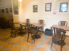 ヨーロピアンテイストの店内です