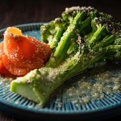 ブロッコリーとスモークサーモン