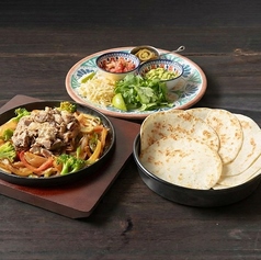 【1辛】ファフィータ カルニタス（豚肉の煮込み）