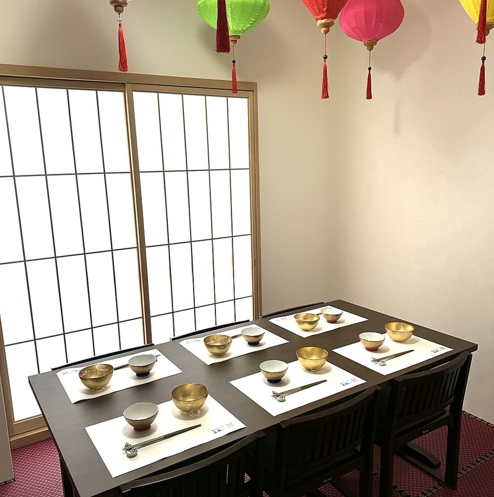 【お子様連れ大歓迎】お子様が遊べるスペースや、ベビーラックをご用意している個室もございます。