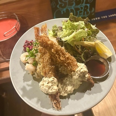 エビフライとエビチャーハン(大海老フライ)