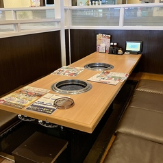 ゆっくり座れる掘りごたつ席