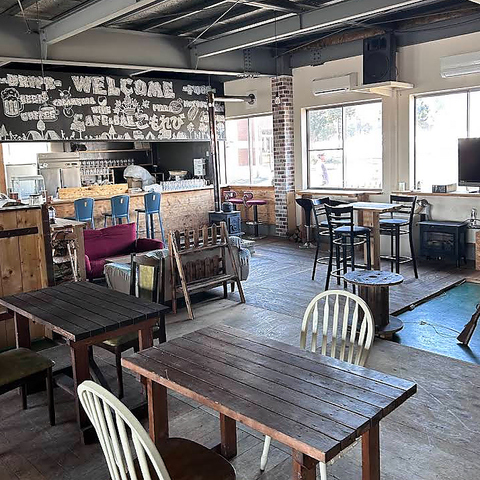 cafe bar こもれび メイプルキャンプ場の写真