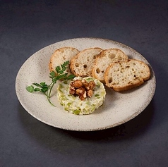 黒枝豆とマスカルポーネのパテ キャラメルナッツとパケット添え