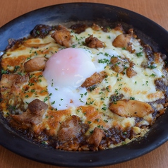 焼きチーズカレーパエリア