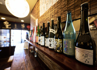 落ち着いたカウンター席