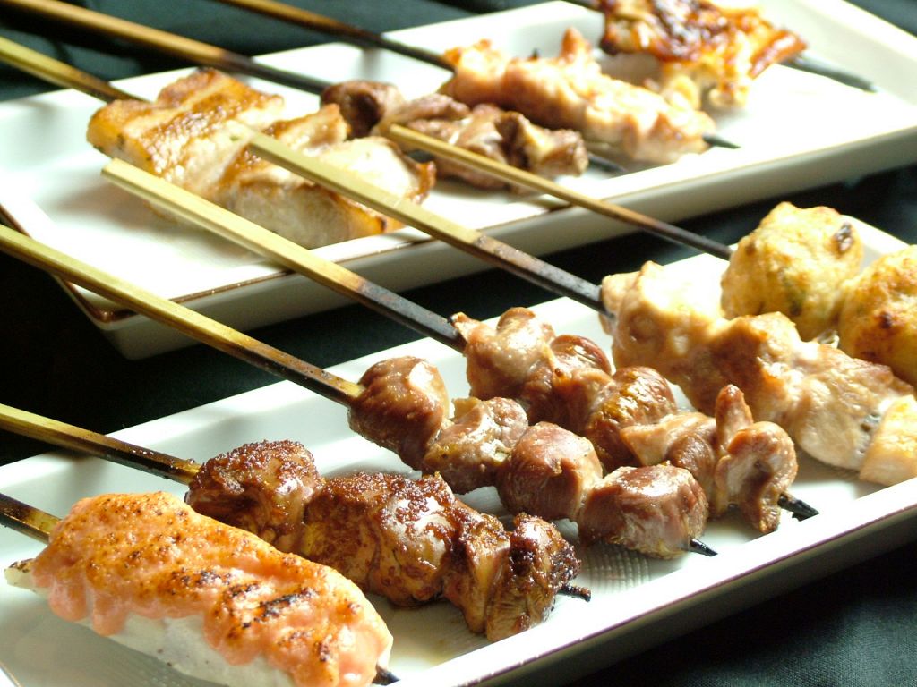 馬の串や天草大王の串、さらには数量限定砂ずりえんがわの珍しい串も豊富にあります！