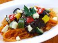 料理メニュー写真 イタリアン野菜と天然デミグラスソース/とまと麺 (638kcal)