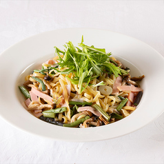 きのこと山菜の和風パスタ（スープ・サラダ・ドリンクバー付き）