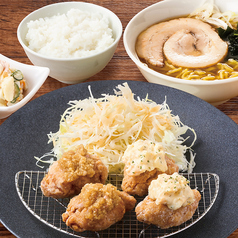 唐揚げ合盛り定食+ミニらーめん 各