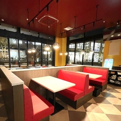 韓チャドル ネネチキン 羽沢横浜国大駅前店の雰囲気3