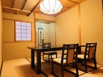接待等のご会食に落ち着いた雰囲気の完全個室
