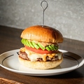 料理メニュー写真&nbsp;AVOCADO BURGER (Single)