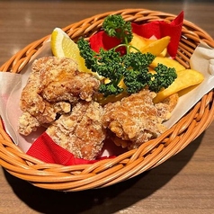名物！チキンバスケット