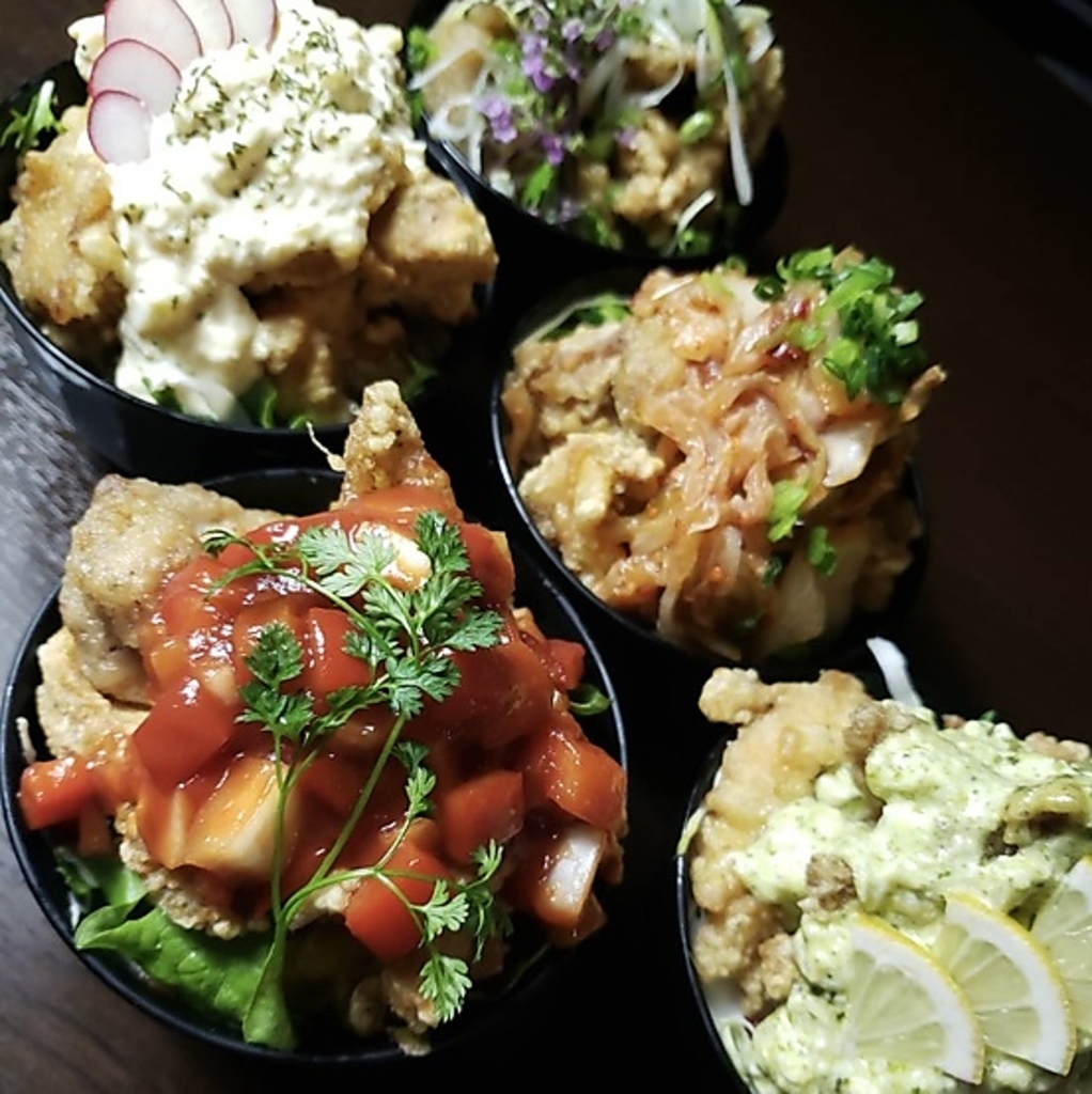 炭火と酒と酉 七福八〇 しちふくはちまるの写真ギャラリー