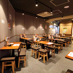 【活気溢れる店内で貸切宴会】水炊き・焼き鳥等の鶏料理を存分に楽しめる居酒屋です!お酒も1杯329円の生ビールから日本酒、焼酎等、各種取り扱っております!
