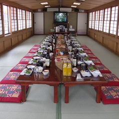 貴船茶屋などで、芸者さんを呼んで宴会をするのもお勧めです！※クルージング代とは別途料金かかります※