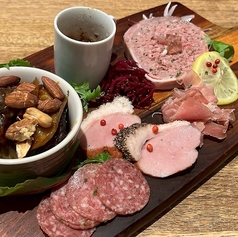 タパスの盛り合わせ