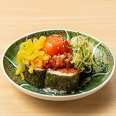トロたくユッケ巻き