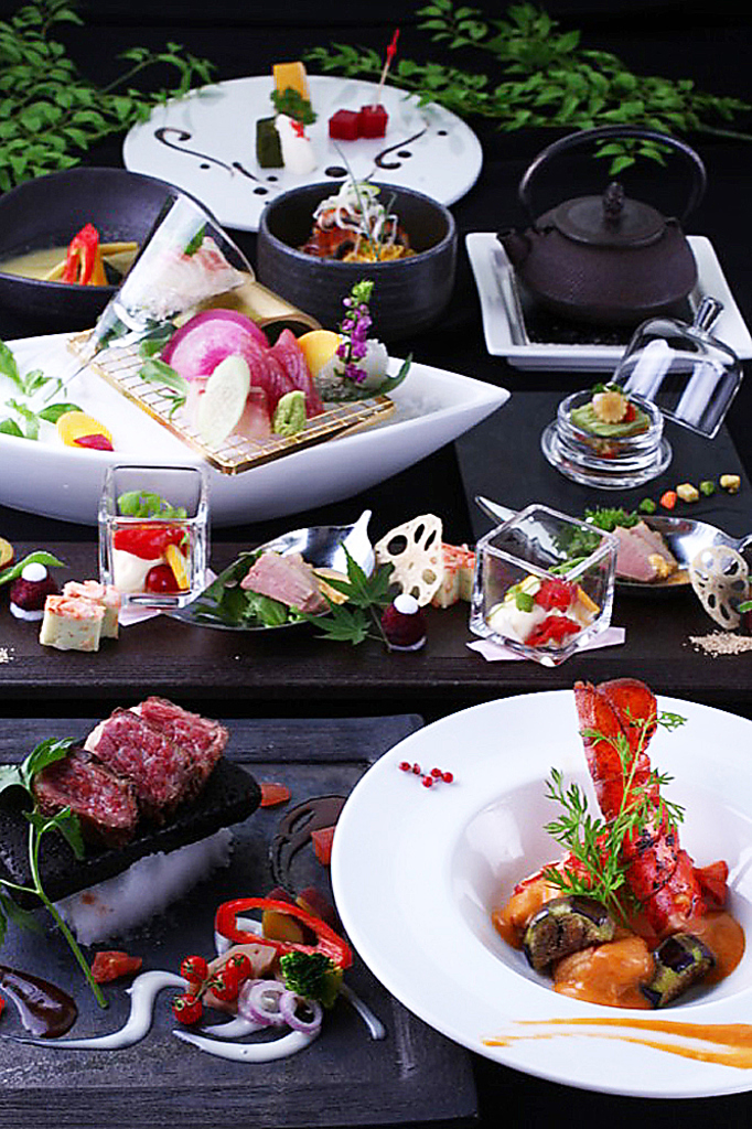 お食事後の軽く1杯を大歓迎…ワインやカクテルの種類も豊富◎夜景が見えるスカイバー☆