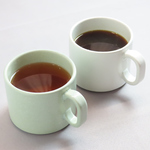当店は奥深い味わいの自家焙煎のスペシャルティコーヒーが自慢です。お一人様でも気軽に利用できます