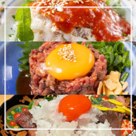 ホルモンやユッケも充実◎