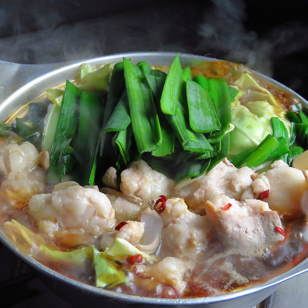 博多で親しまれている「もつ鍋」！この季節にピッタリです。