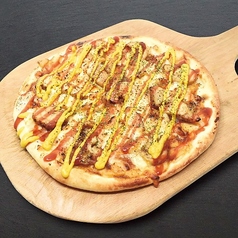 ケイジャンチキンのポテトピザ