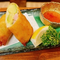 パリッと香ばしい！お酒が進む当店自慢の極上揚げ春巻き