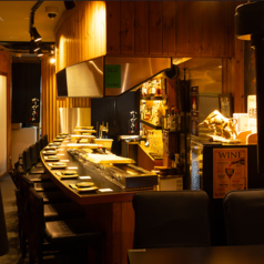 メインVIP席のカウンターはお一人づつの網で焼くことができます。