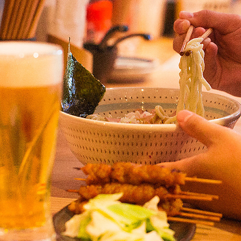 屋台のようにちょい飲みからお食事、〆の一杯まで幅広い利用シーンでご利用頂けます！