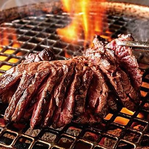 【完全個室完備】ユッケをはじめ美味しい焼肉や多彩な一品料理をご提供しております♪